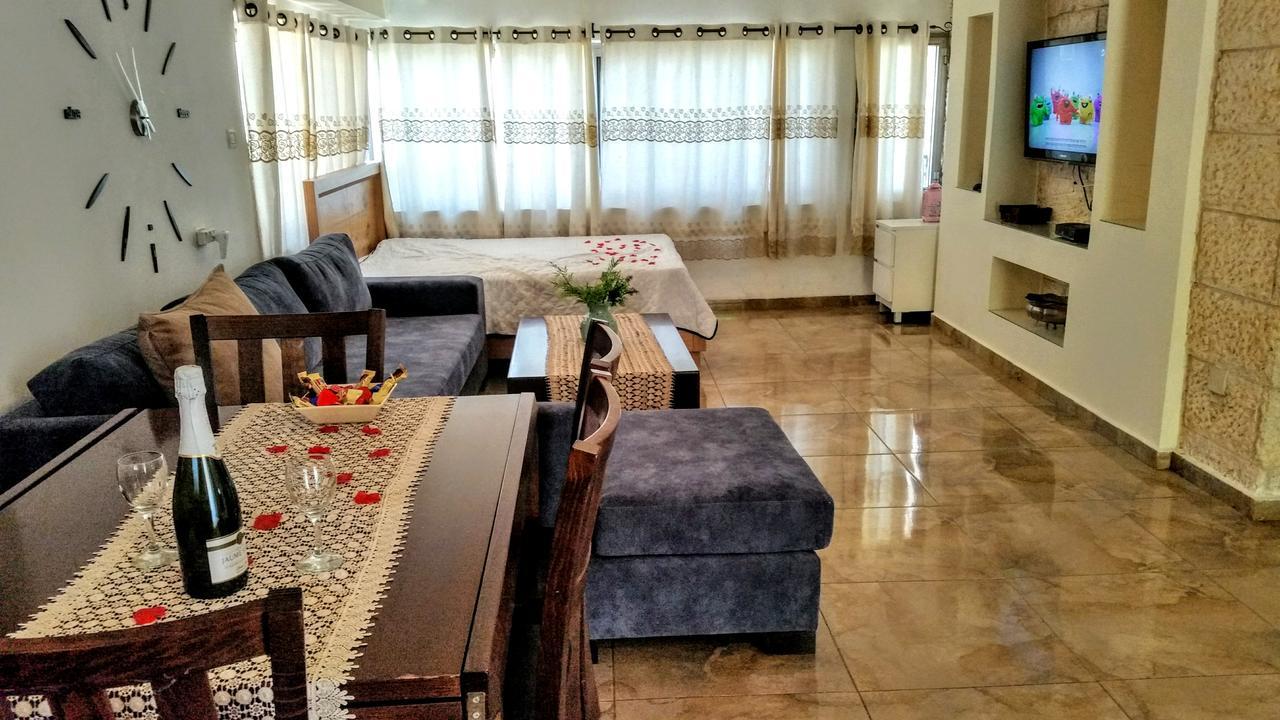 Tiberias Vacation Rental ภายนอก รูปภาพ